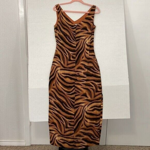 David Warren Dresses & Skirts - David Warren Dress, Sleeveless, V-Neck & Back, Lined, Side Zip, 6